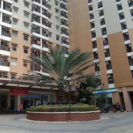 Sopian Apartemen Depok Exterior photo