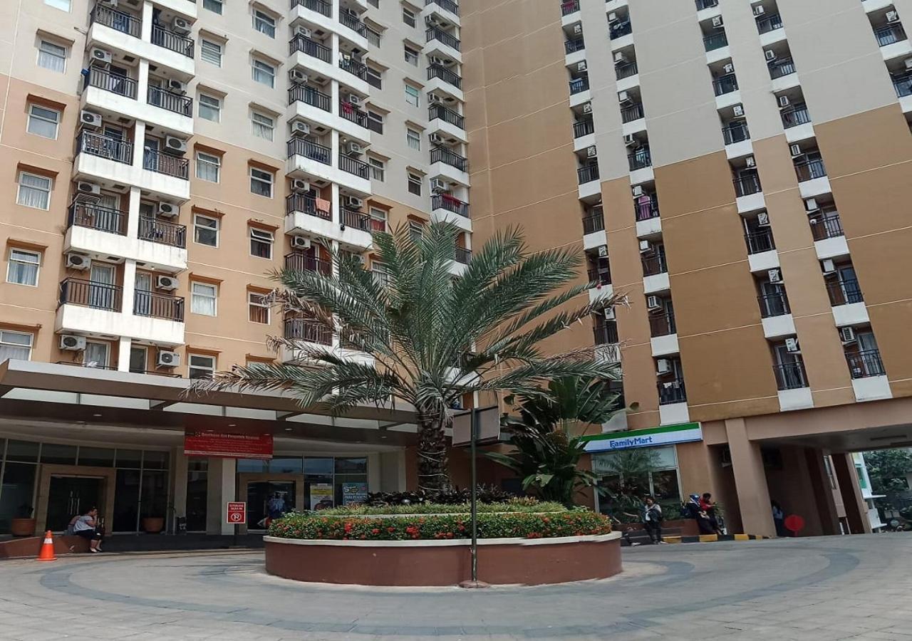 Sopian Apartemen Depok Exterior photo